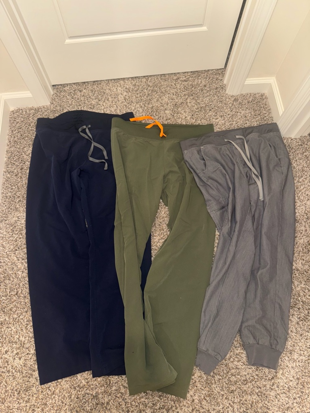Figs Lot women  Trio in Navy, Olive & Gray